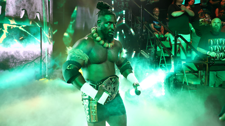 Oba Femi makes an entrance
