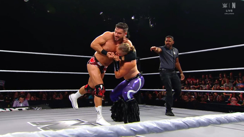 Page with a submission locked in on Breeze