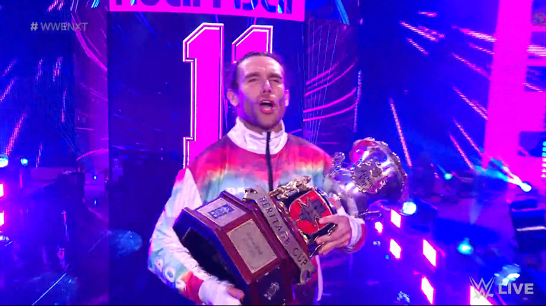 Dar heading to the ring
