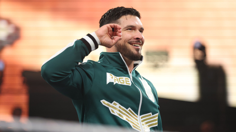 Page posing in the ring