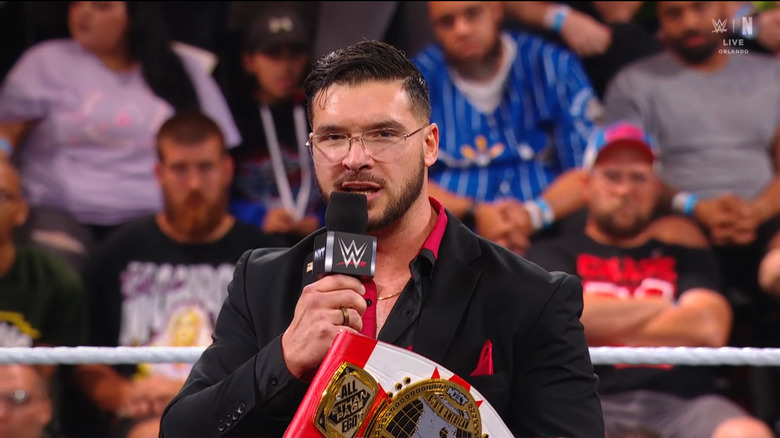 Page speaking in the ring