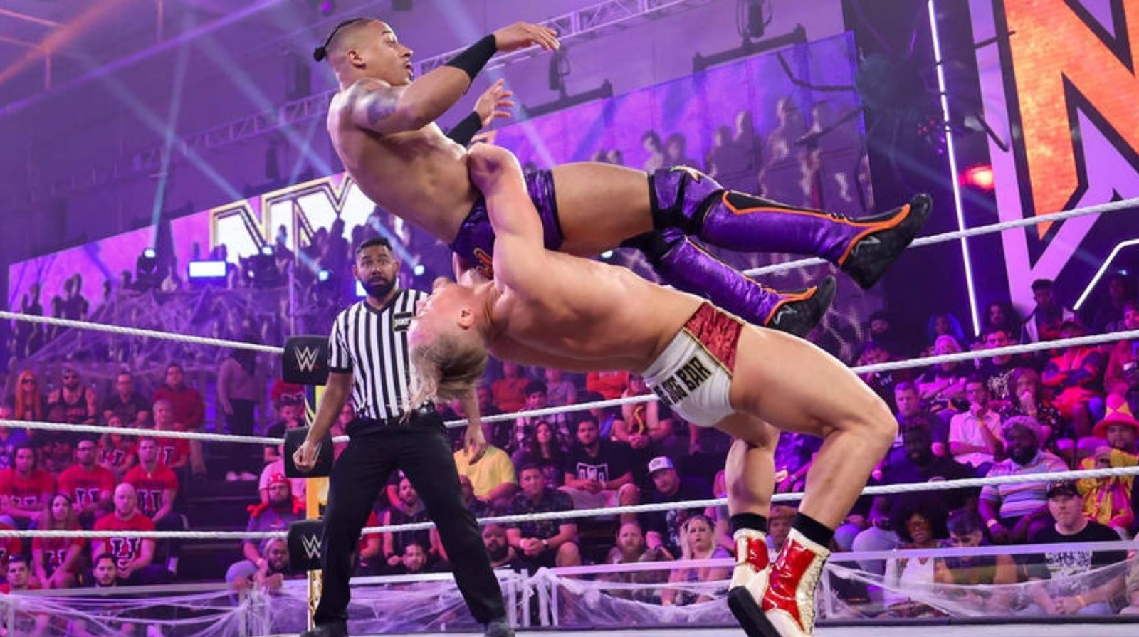 WWE NXT Ratings Report 10/31/2023 - Vimarsana News