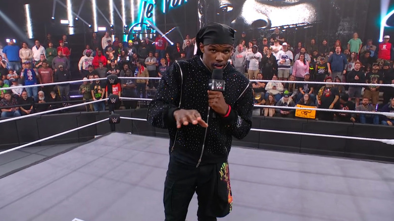 Evans in the ring talking