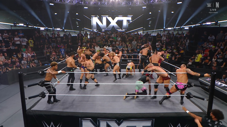 Everyone in the ring brawling