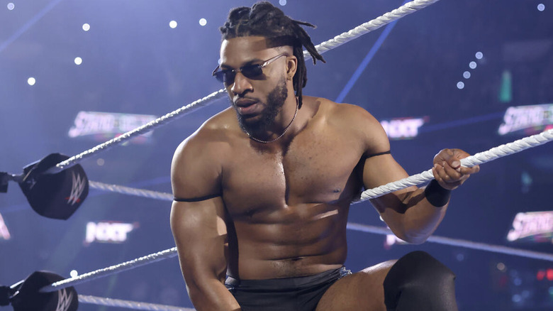 Williams about to get in the ring