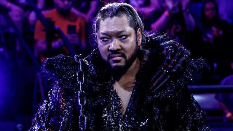 Naraku in the ringside area