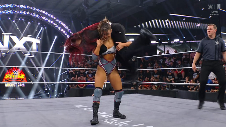 Grey with Fyre up on her shoulders