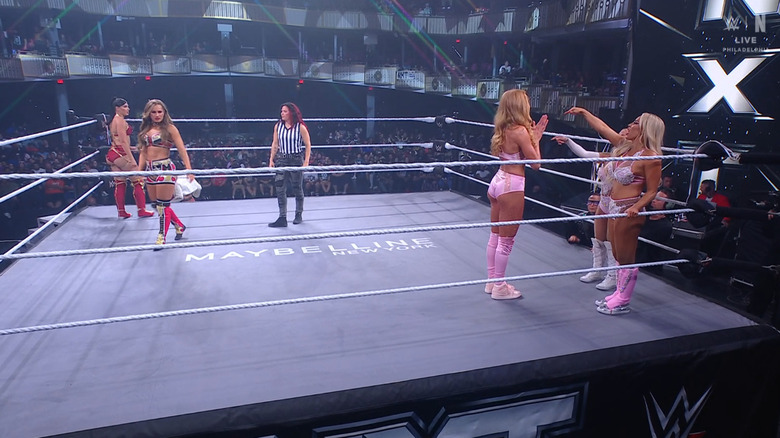 Everyone in the ring