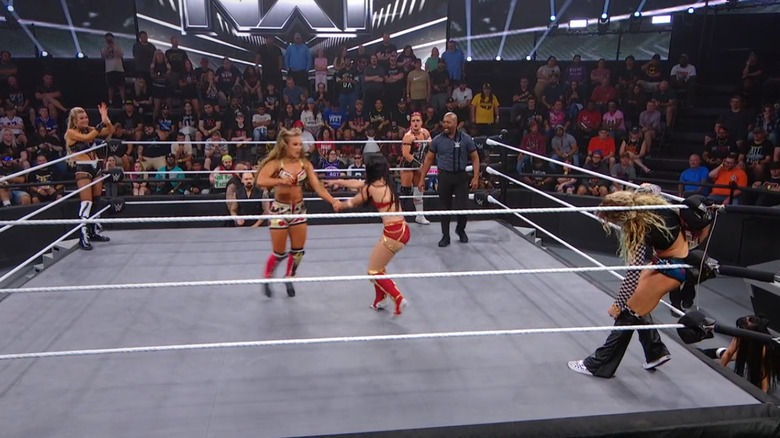 Several comeptitors in the ring