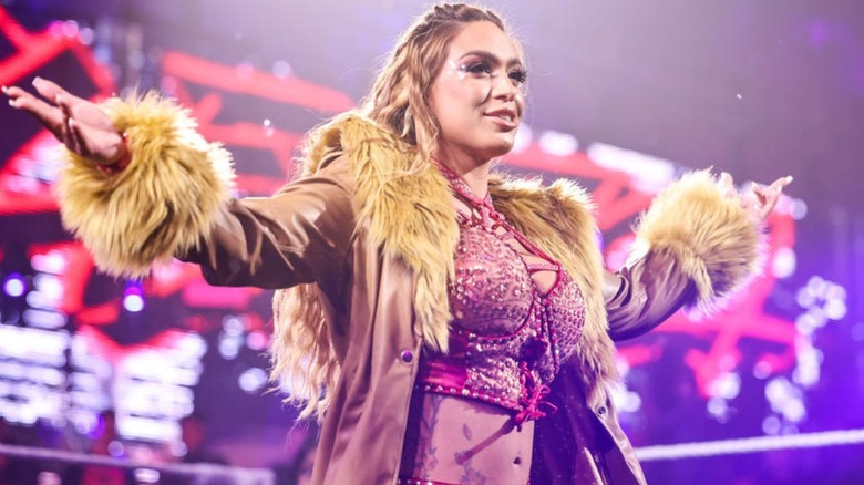 Elektra Lopez poses in the ring