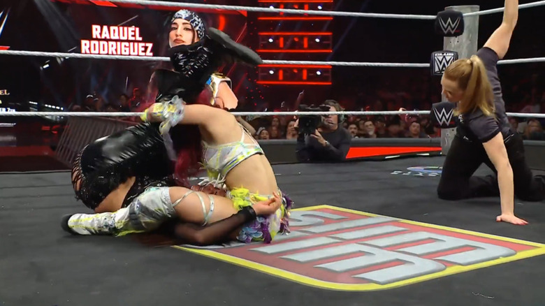 Iyo Sky pins Raquel Rodriguez