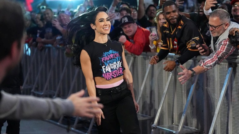 AJ Lee returns to "WWE Raw"
