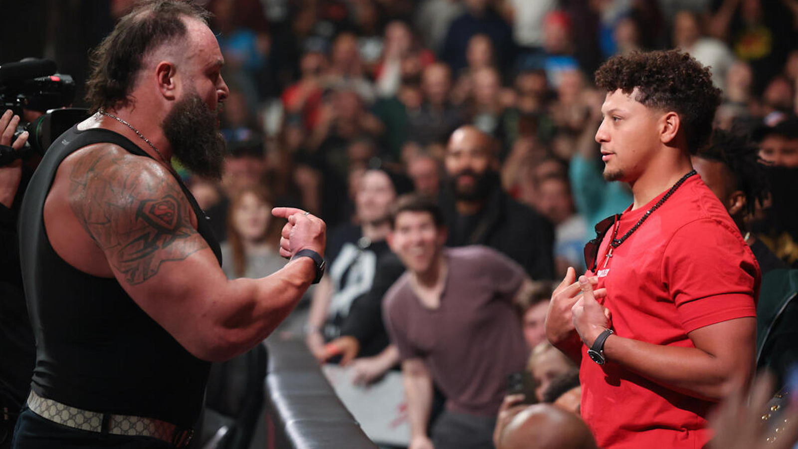 WWE RAW 4/29/2024: 3 Things We Hated And 3 Things We Loved - Vimarsana News