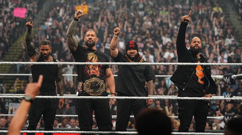 The Bloodline holds up the ones on "WWE Raw"