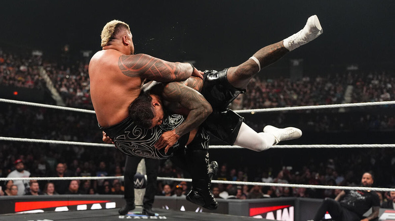 Jey Uso spears Solo Sikoa in the ring on "WWE Raw"