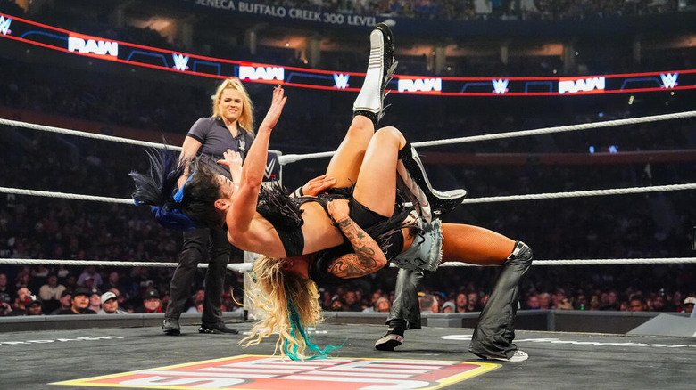 Sol Ruca hits Lyra Valkyria with a German suplex in the ring on "WWE Raw"