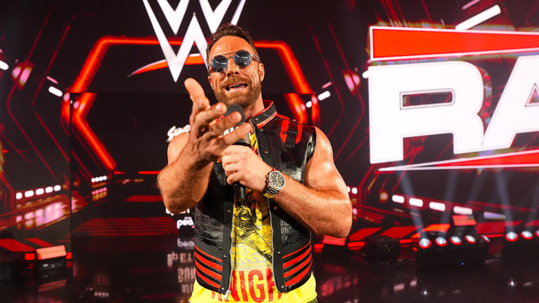 La Knight speaks into a microphone on the stage on "WWE Raw"