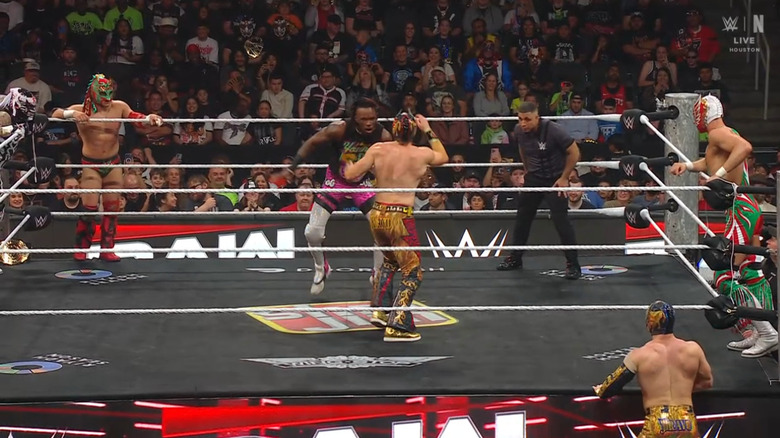 Evans and Rayo inside the ring