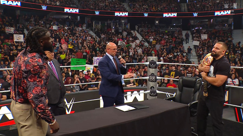 Femi, Heyman, Pearce, and Breakker all in the ring