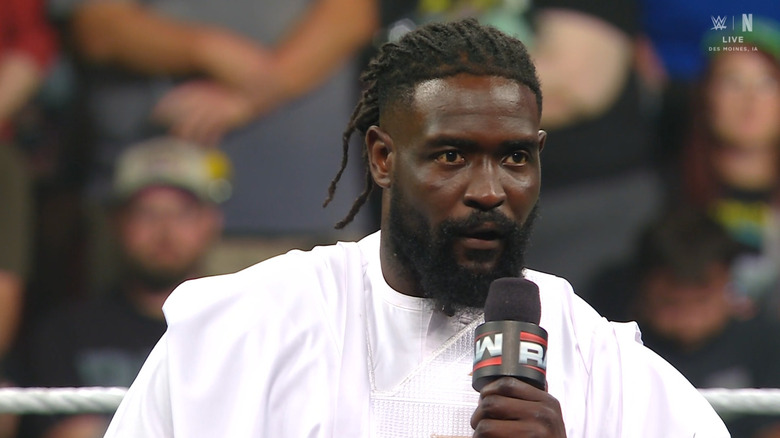 Femi speaking in the ring