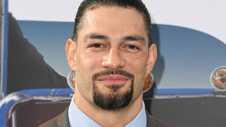 Reigns at a movie premiere