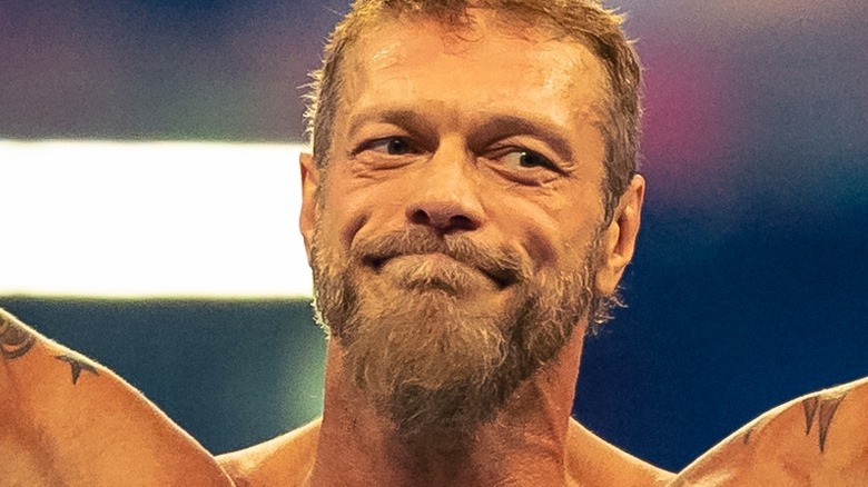 Edge smiling