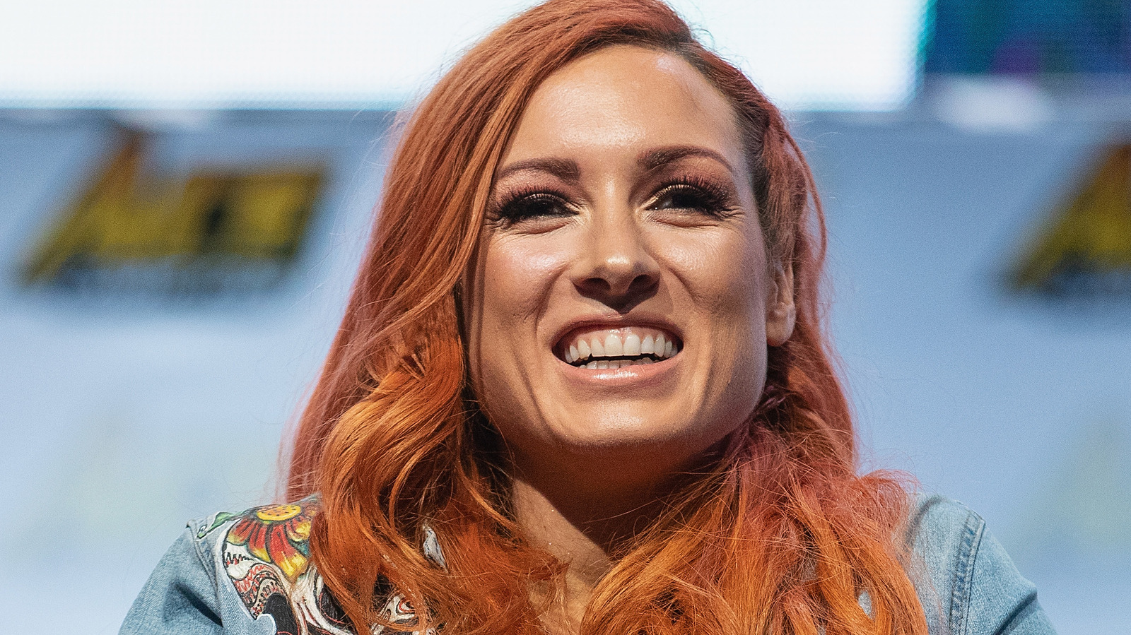 WWE Raw live results: Becky Lynch vs. Bayley steel cage match