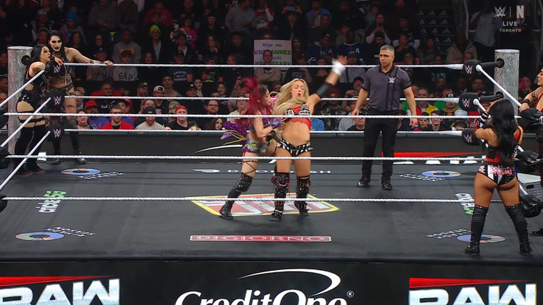 Everyone in the ring