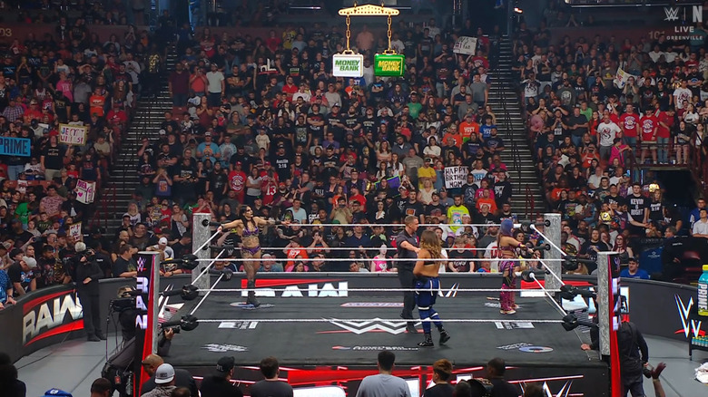 The three women in the ring