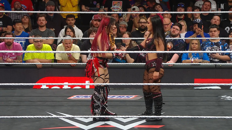 SKY and Perez shaking hands