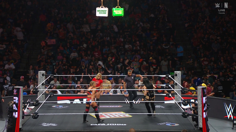The three women in the ring
