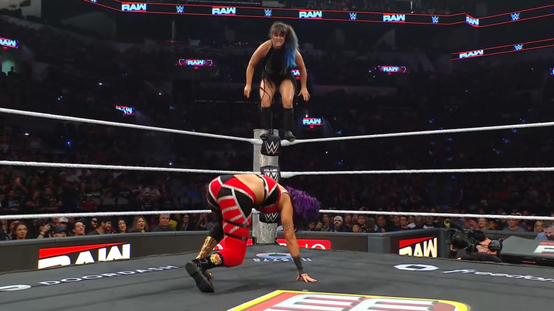 Valkyria about to fly off the top rope