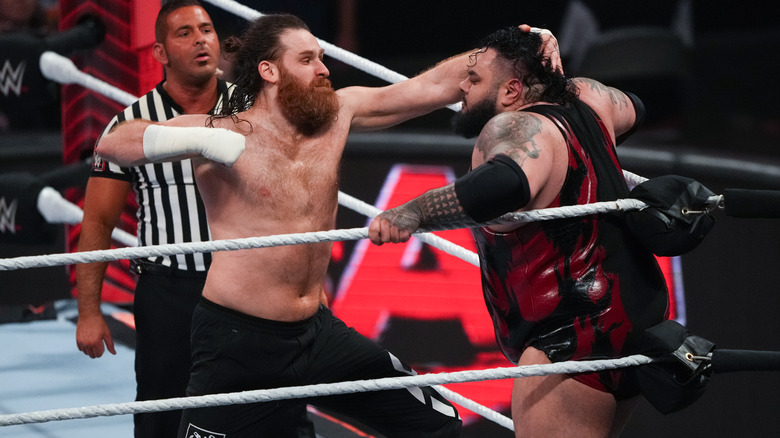 Sami Zayn dukes it out with Bronson Reed in the gauntlet match