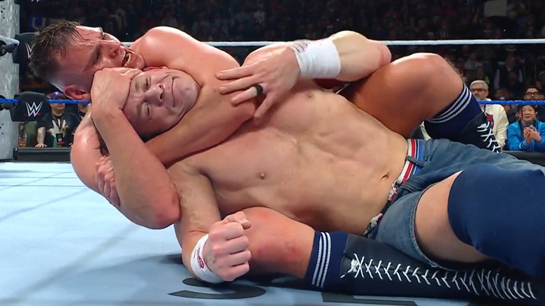 John Cena taps out to Gunther at WWE SNME