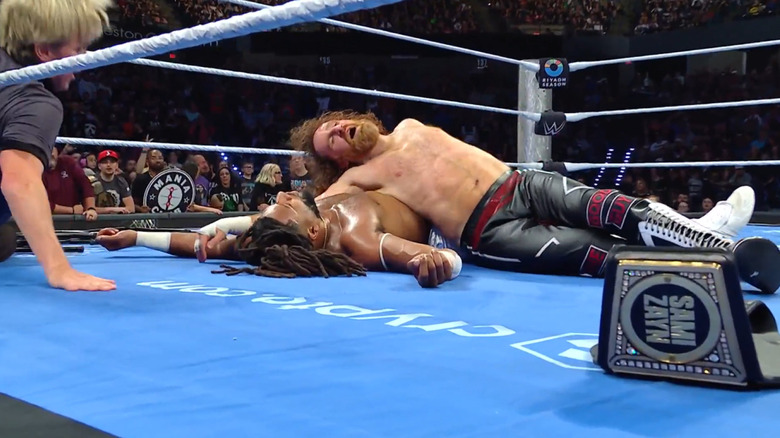 Sami Zayn pins Trick Williams in the ring on "WWE SmackDown"