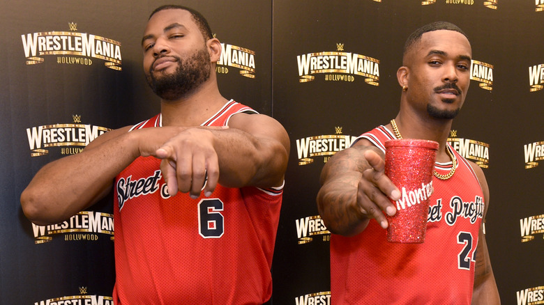 Street Profits pose with cups