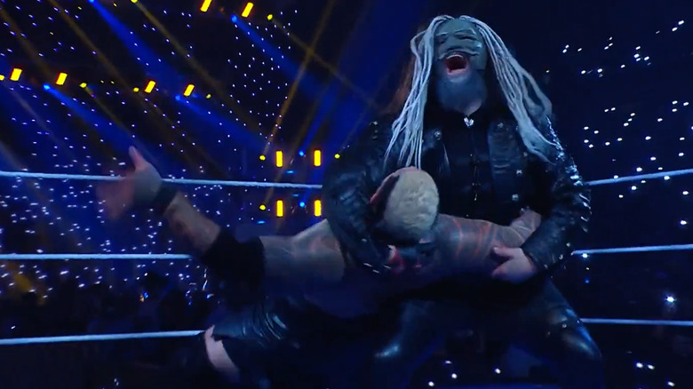 Uncle Howdy attacks Solo Sikoa