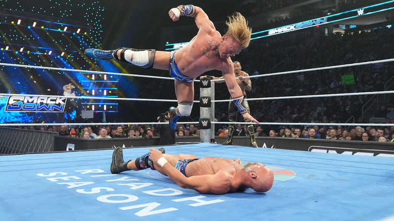 Ilja Dragunov hits Tommaso Ciampa with an H-Bomb during a match on "WWE SmackDown."