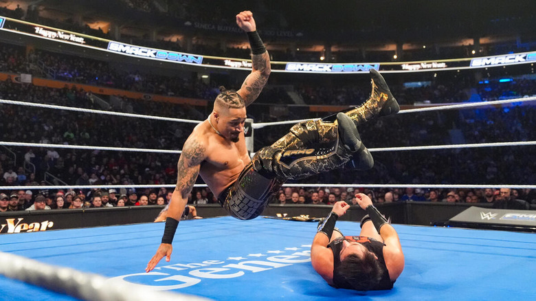 Carmelo Hayes drops a leg on Johnny Gargano in "WWE SmackDown"