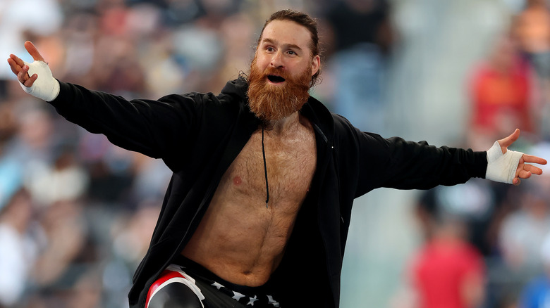 Sami Zayn spreads his arms at WWE SummerSlam