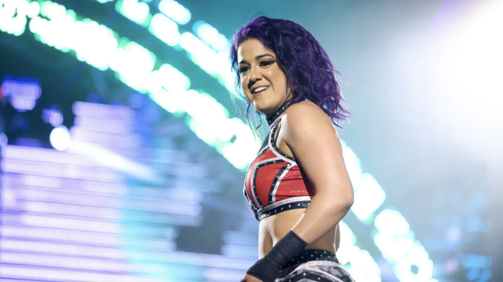 WWE SmackDown Results 4/10 - We Hear From Pat McAfee, Alexa Bliss Squares Off With Bayley & More