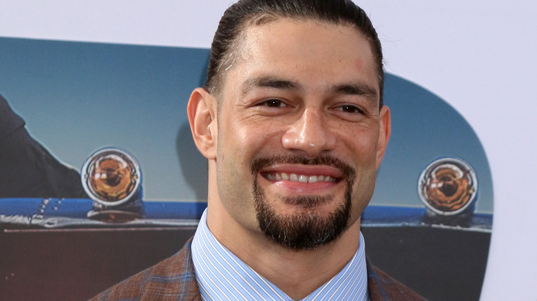 Reigns at a movie premiere