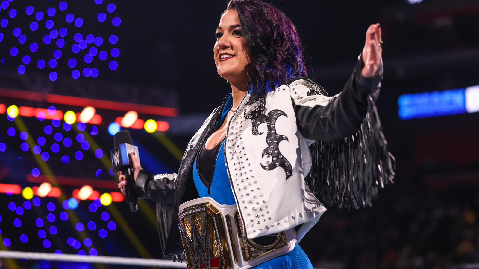 WWE SmackDown Live Coverage (4/19) Women's Title, LA Vs. AJ, Tag Title Contender Match, More