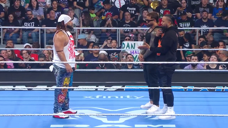 Jacob Fatu and the Usos exchange words