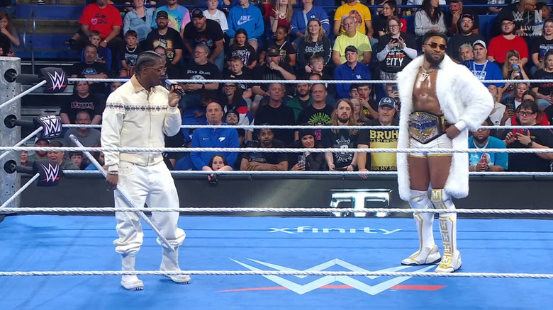 Yachty and Williams standing in the ring
