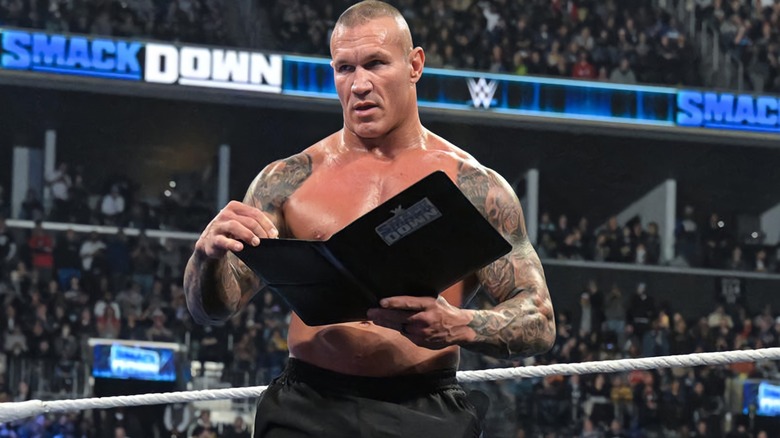 Randy Orton signs "SmackDown" contract