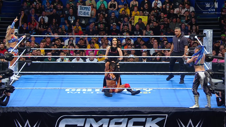 All four women at ringside