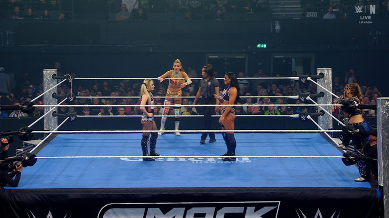 All four women in the ring