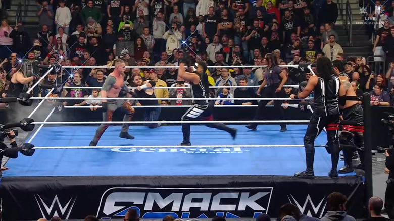 Everyone in the ring