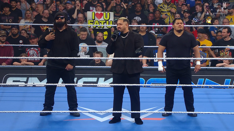 Fatu, Sikoa, and Mateo in the ring